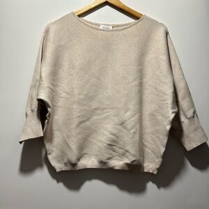 3/4 Sleeve Pullover Top